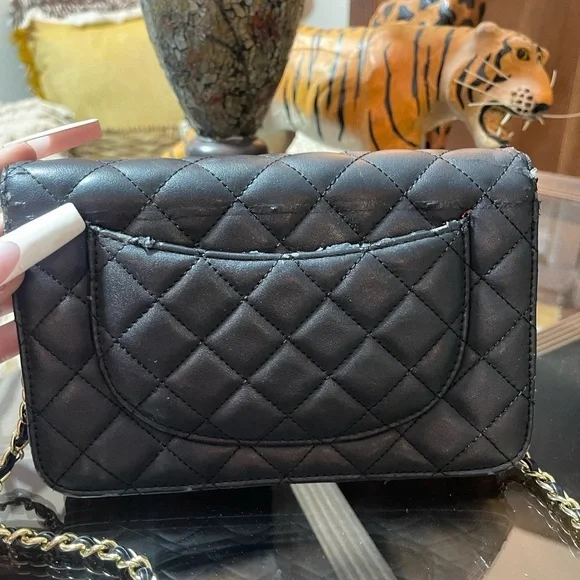 Charles & Keith Black Quilted Crossbody Bag with Chain Strap high-end luxury​​ - Picture 9 of 10